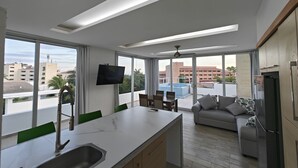 Premium Double Room, 2 Bedrooms, Partial Ocean View, Tower | In-room safe, iron/ironing board, WiFi (free), bed sheets