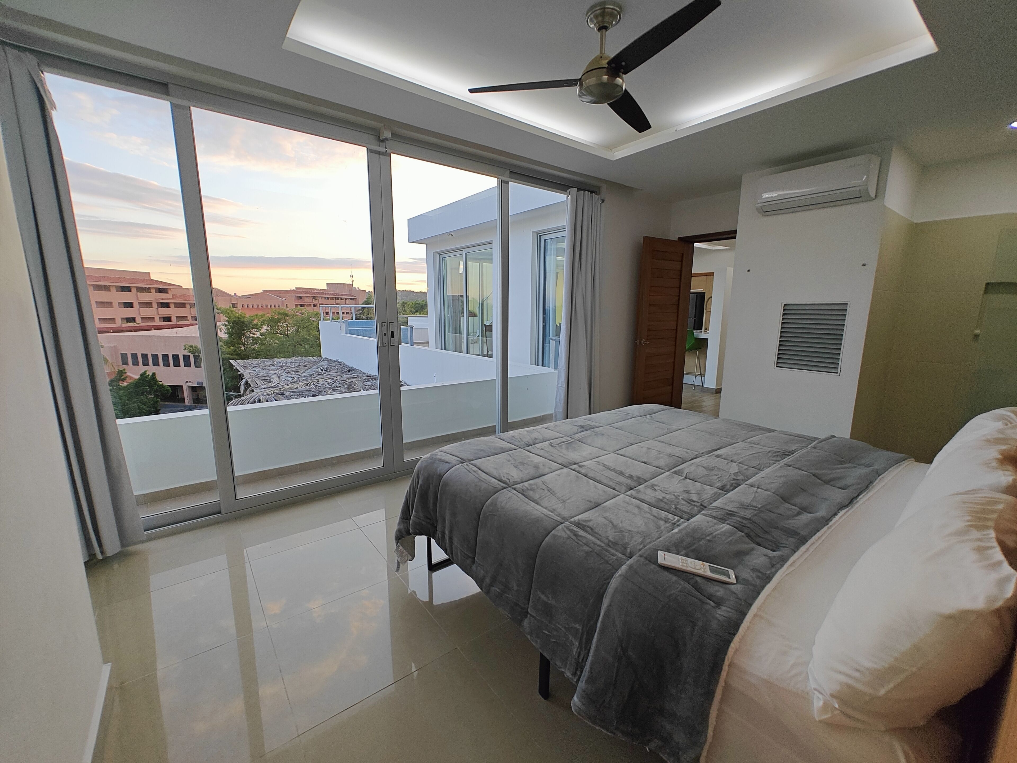 premium double room, 2 bedrooms, partial ocean view, tower | in-room safe, iron/ironing board, free wifi, bed sheets