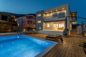 Outdoor pool, a heated pool - Villa Grey with heated pool (Kaštel Kambelovac)