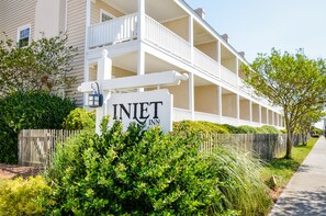 Front of property - Inlet Inn NC (Beaufort)