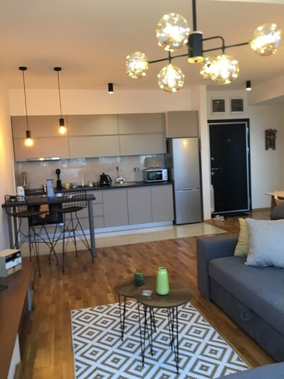 Skopje Station Apartment * Cozy * Brand new * Central Station * Private parking