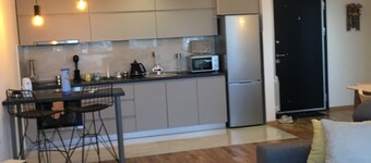 Skopje Station Apartment * Cozy * Brand new * Central Station * Private parking