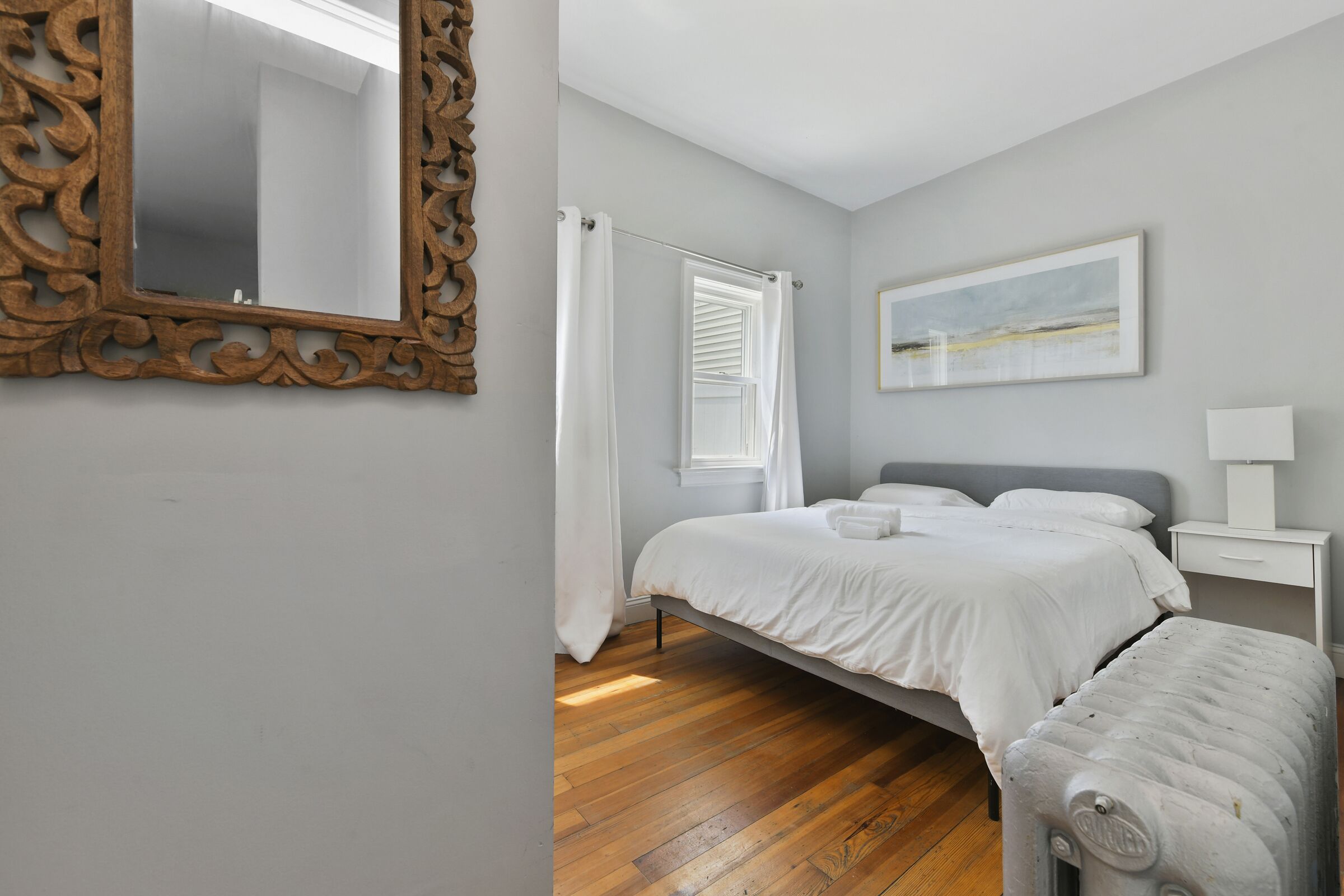 5 bedrooms, desk, iron/ironing board, free WiFi