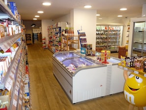 Gift shop