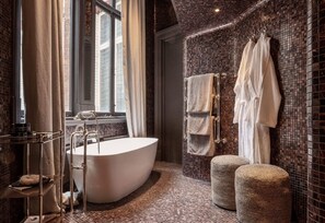 Apartment | Bathroom