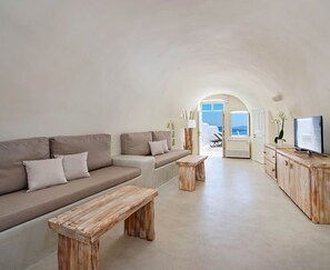 Villa | 1 bedroom - The Ivory Suite in Santorini (Santorini)