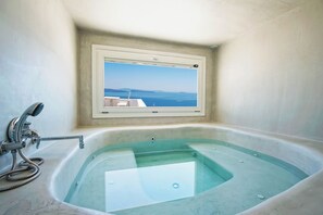 Villa | 1 bedroom - The Ivory Suite in Santorini (Santorini)