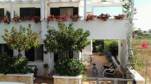 Terrace/patio - Sea view villa Carovigno, Ostuni, Torre Guaceto marine reserve (Santa Sabina)