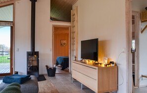 3 bedrooms, free WiFi - 3 bedroom stunning home in Græsted (Græsted)