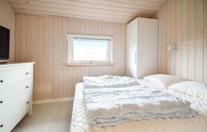 3 Schlafzimmer, Reisekinderbett, kostenloses WLAN