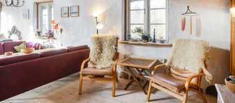 Cozy home in Thyholm with WiFi