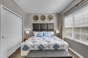 3 bedrooms, in-room safe, iron/ironing board, WiFi