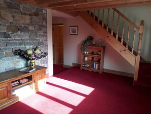 Interior - Luxurious Country Farmhouse, Idyllic setting with Fabulous Mountain views. (Bansha)