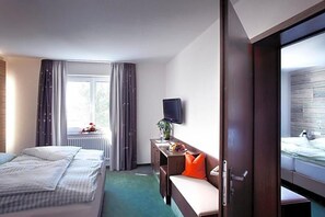 Room - Hotel Restaurant Anna (Schnelldorf)