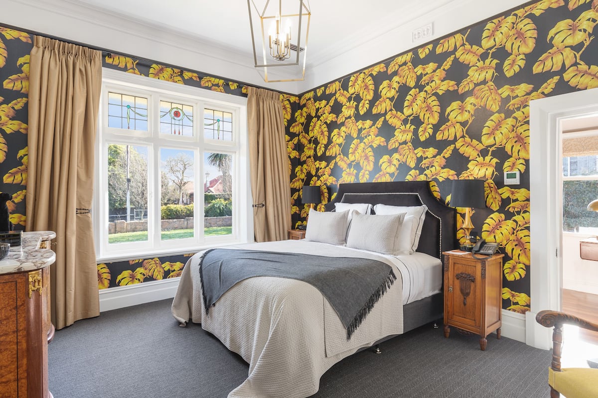 Walker Suite | 1 bedroom, minibar, in-room safe, iron/ironing board