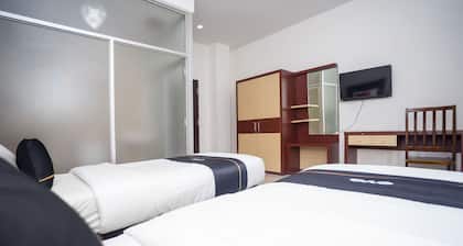 OYO 2695 D'es Guest House