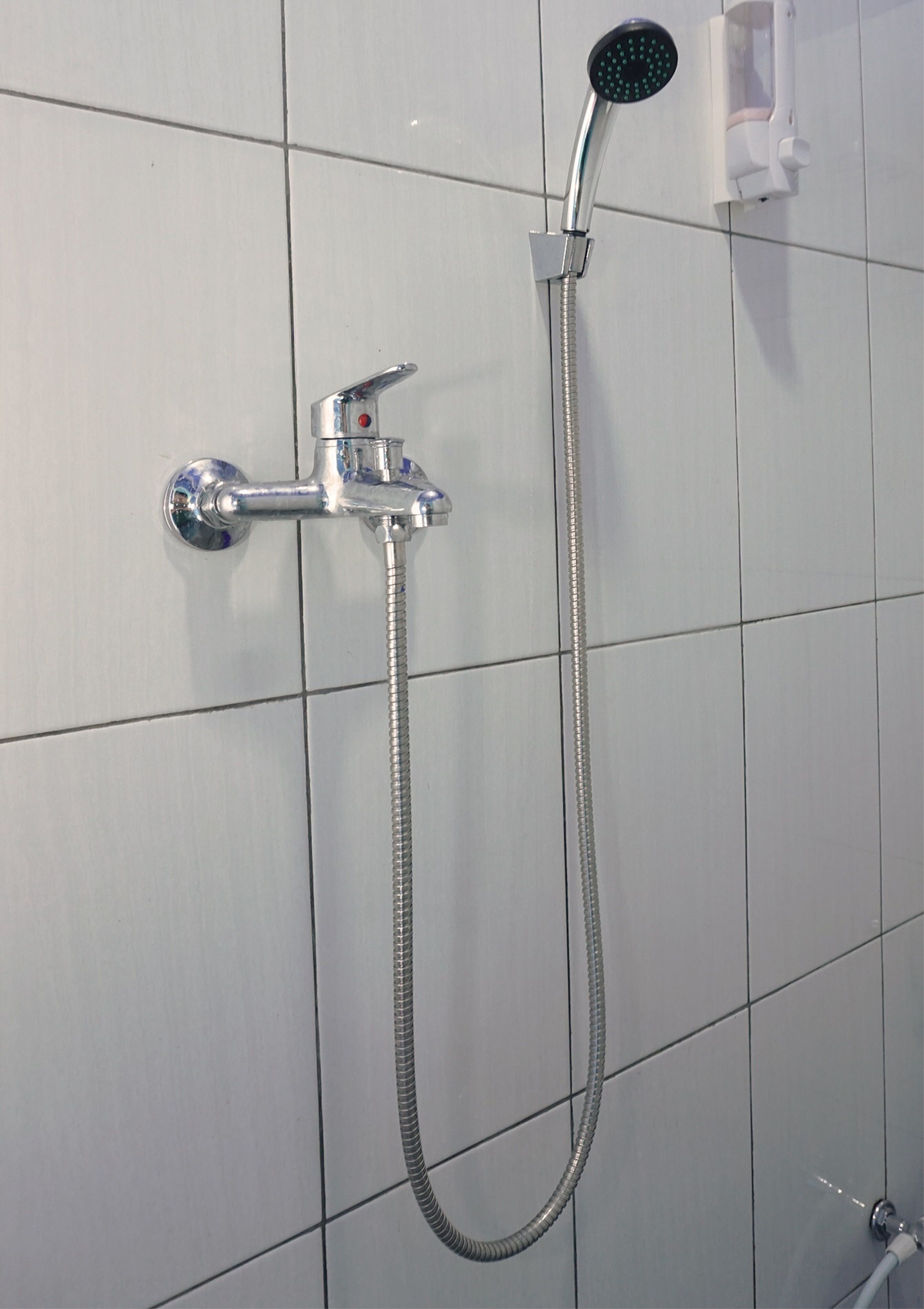 Standard Double Room | Bathroom | Shower, towels
