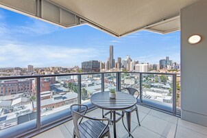 Apartamento, 3 quartos, 2 banheiros | Vista para a cidade