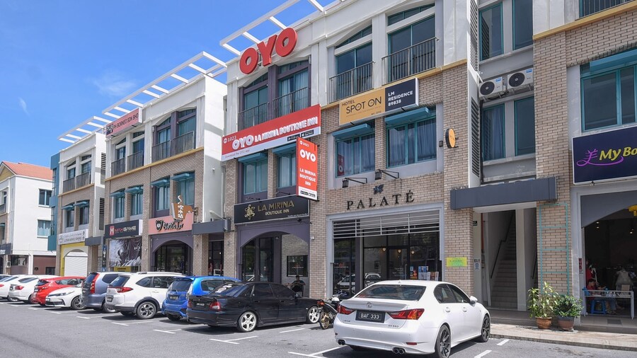 Hotel O Lm Residence