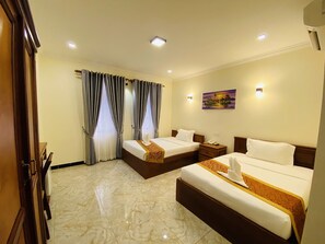 Superior Twin Room | Minibar, in-room safe, iron/ironing board, free WiFi - ICON Hotel (Phnom Penh)