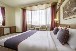 华丽套房 | 隔音、免费 WiFi、床单