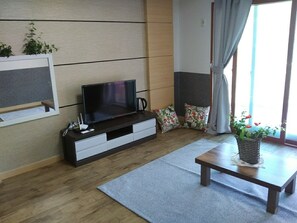 Suite, 2 Bedrooms (25PY) | Blackout curtains, soundproofing, free WiFi, bed sheets - Hyundai Elliot Hotel and Resort (Pyeongchang)