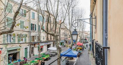 Joli appartement 42 mÂČ, 1 chambre, sur le marchĂ© Ă 9mn des plages en bus