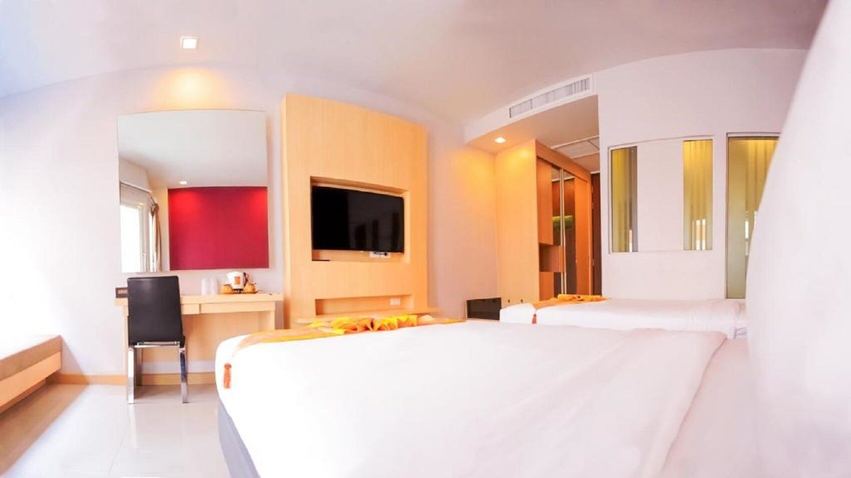 Andatel Superior Swimming View Room * Flying Pig Discount Room *