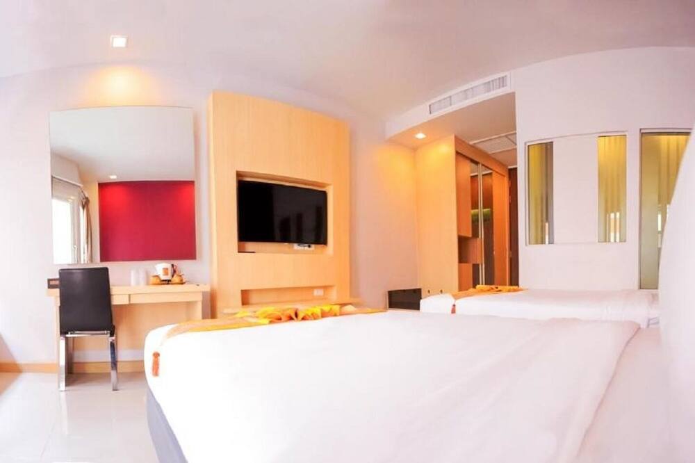 Andatel Superior Swimming View Room * Flying Pig Discount Room *