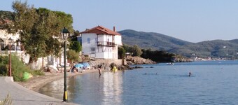 Epavli Sofia appartement de rez de chaussee pres de la mer