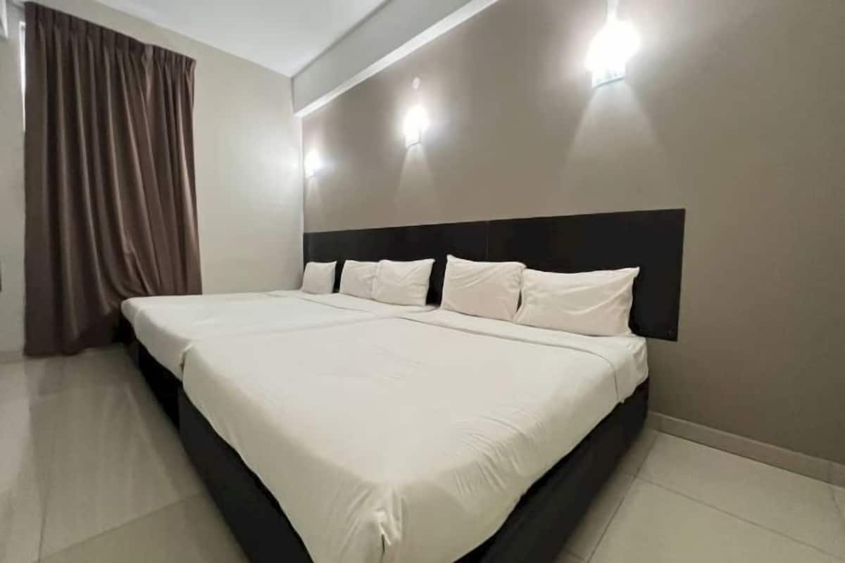 1 bedroom, desk, free WiFi, bed sheets