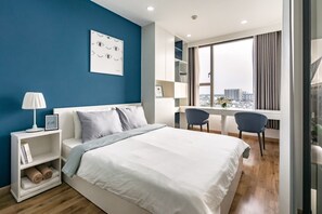 Luxury Apartment, 2 Bedrooms | Premium bedding, down comforters, individually decorated - VN Apartments (Ho Chi Minh City)