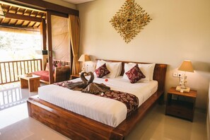 Deluxe Room | 1 bedroom, in-room safe, desk, laptop workspace - The Runik Ubud (Ubud)