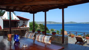 Villa (1) | Terrace/patio