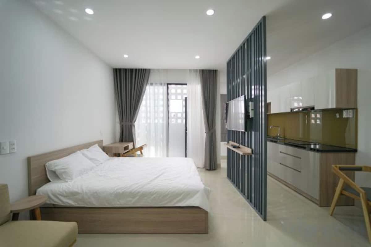 In-room safe, desk, laptop workspace, blackout drapes