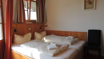 Hypo-allergenic bedding, WiFi