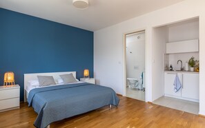 Studio | Zimmersafe, schallisolierte Zimmer, kostenloses WLAN, Bettwäsche