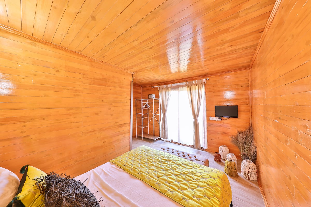 Standard Room, Garden Area | 1 bedroom, premium bedding, in-room safe, desk