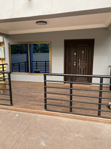 3-bed Apartment, Sleeps 6 With Wi-fi