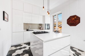 Fridge, microwave, oven, dishwasher - iloftmalaga Premium Calle Granada (Malaga)