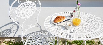 コッツウォルズの静かなエドワード朝時代の家 