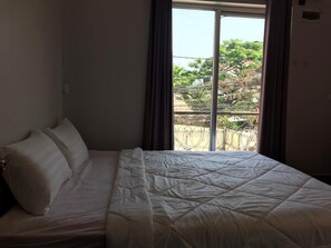 In-room safe, desk, laptop workspace, blackout curtains - Violet Villa and Restro (Siem Reap)