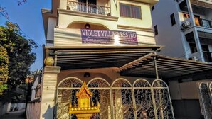 Front of property – evening/night - Violet Villa and Restro (Siem Reap)