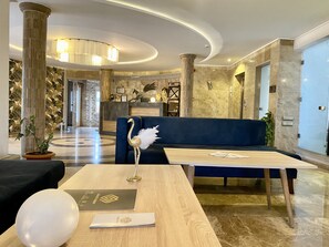 Sala de estar en el lobby