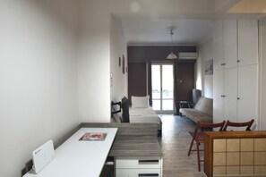 Studio | Oleskelualue | Taulutelevisio