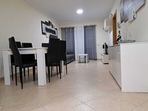 Interior - ?salgados?golf?pool?wifi? Free ? 2BD (Albufeira)