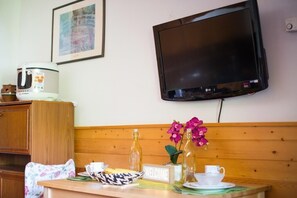 Studio | Wohnbereich | Flachbildfernseher