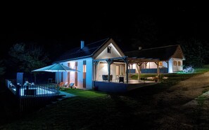 Familie huis, 2 slaapkamers, uitzicht op heuvels | Luxe beddengoed, beddengoed