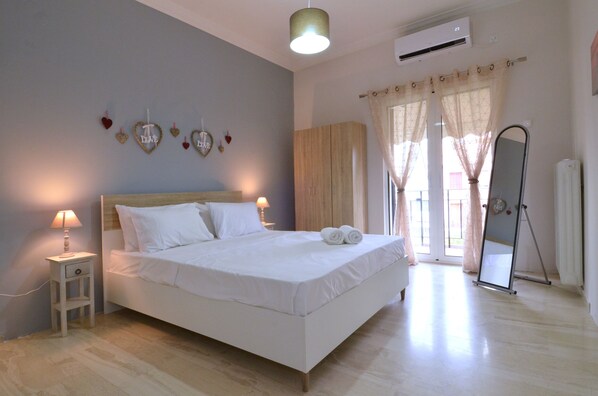 Apartment, 2 Bedrooms, Balcony - Plaka Apartment in Athens (Athens)