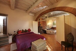 Suite | 1 kamar tidur, meja kerja, dan Wi-Fi gratis